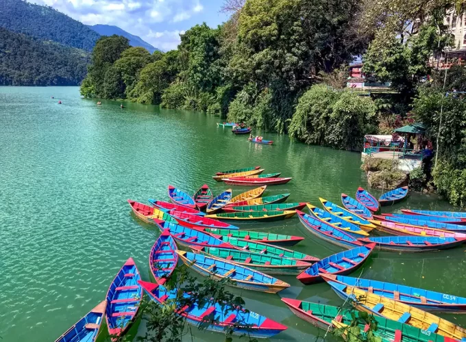 Pokhara Tour phewa lake