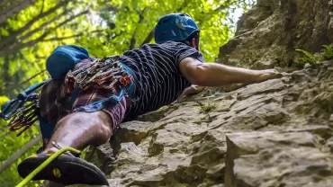 rock climbing in Nepal