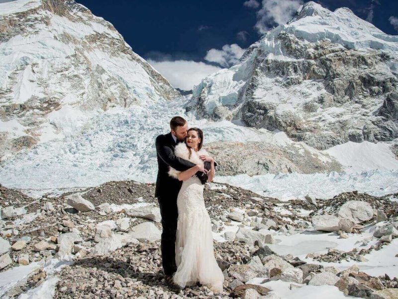 overcoming challenges on mount everest by couple 