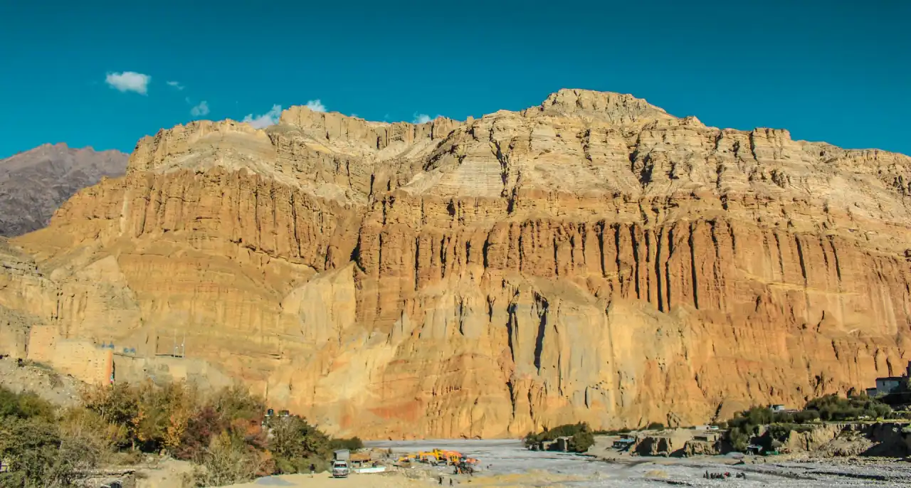 upper mustang altitude