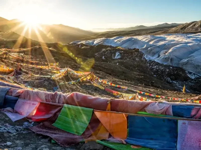 weather of himalayas