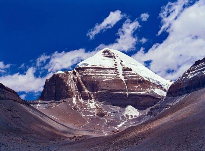 Kailash Manasarovar Tour (Yatra) – 13 Days